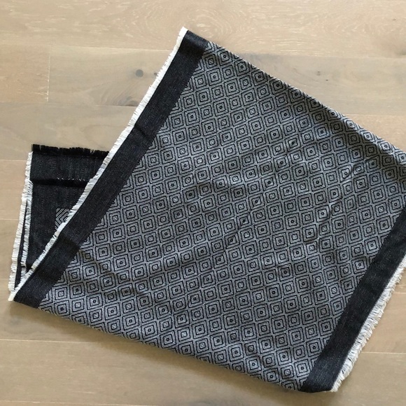 Halogen scarf- Nordstrom - Picture 2 of 2